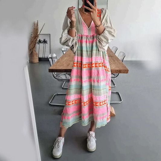 Penelope - Robe d'Été Grande Taille Femme Élégante Découvrez notre robe Penelope, une création mode grande taille qui incarne la fraîcheur estivale et l'élégance française. Cette robe élégante grande taille allie style raffiné et confort d'été, parfaite p