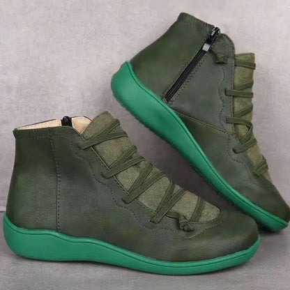 LOTTE - Bottes en Cuir Grande Taille Découvrez nos bottes LOTTE, une création mode grande taille qui marie cuir premium et élégance française. Ces bottes grande taille offrent une silhouette raffinée et sophistiquée, créées pour les femmes qui recherchent