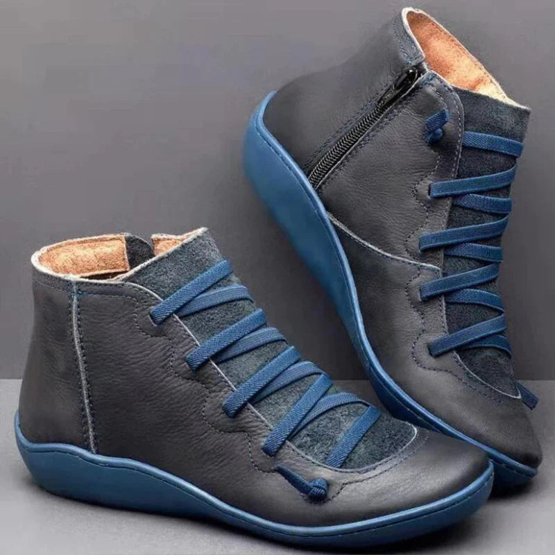 LOTTE - Bottes en Cuir Grande Taille Découvrez nos bottes LOTTE, une création mode grande taille qui marie cuir premium et élégance française. Ces bottes grande taille offrent une silhouette raffinée et sophistiquée, créées pour les femmes qui recherchent