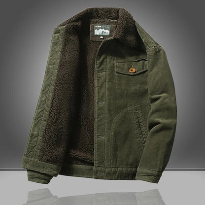 GAB - Veste d'Hiver Homme Découvrez notre veste GAB pour homme, une création qui marie protection hivernale et élégance française. Cette veste d'hiver offre une silhouette raffinée et fonctionnelle, créée pour les hommes qui recherchent une pièce aussi ch