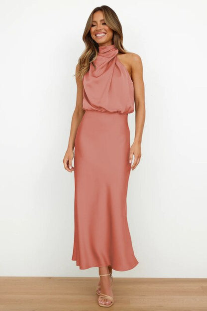 Benthe - Robe de Cocktail Grande Taille Femme Élégante Découvrez notre robe Benthe, une création mode grande taille qui incarne l'élégance française dans sa forme la plus raffinée. Cette robe élégante grande taille est conçue pour faire sensation lors de