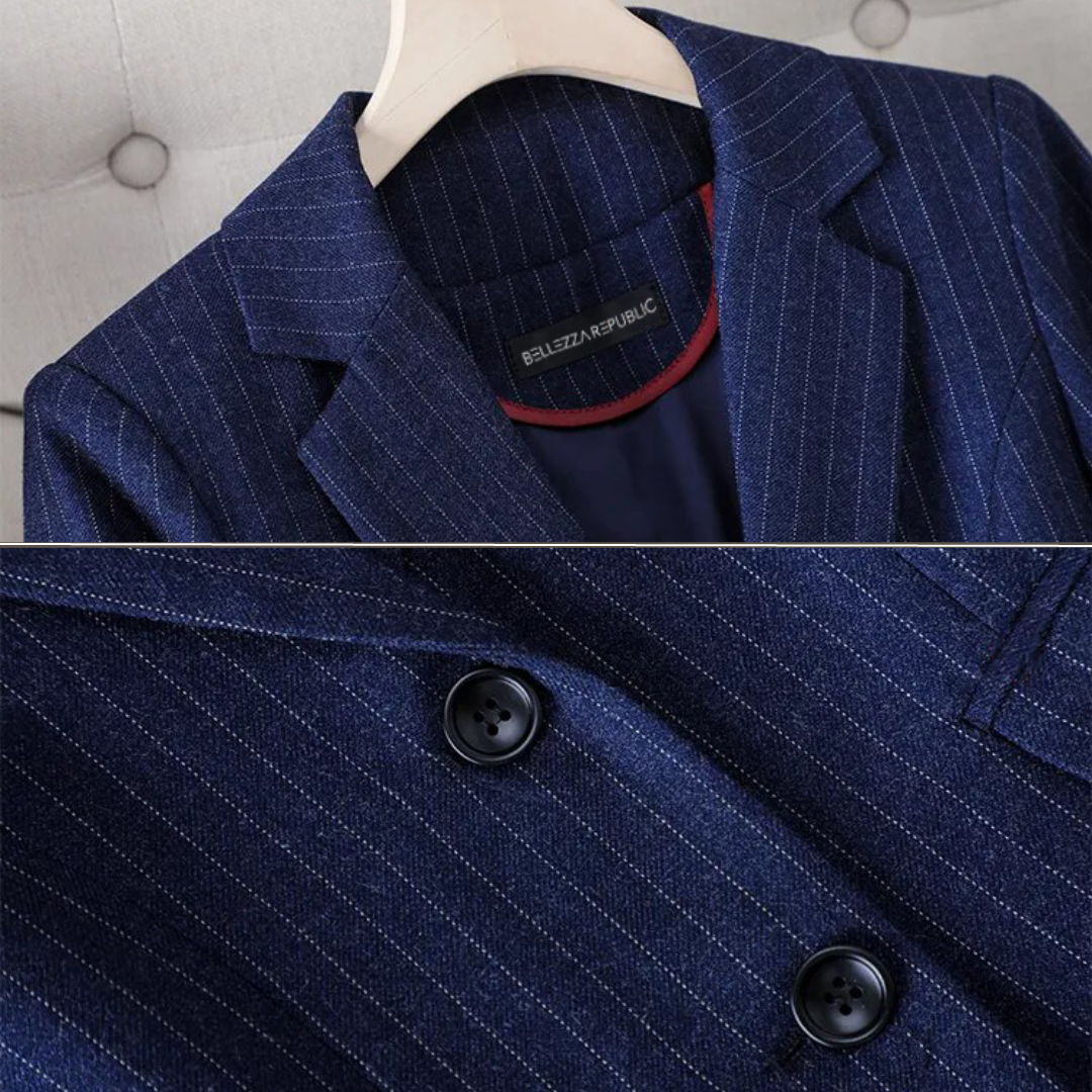 L'AURABLEND - Ensemble Blazer Élégant Grande Taille Découvrez notre ensemble L'AURABLEND, une création exclusive mode grande taille de notre collection designer qui incarne l'excellence de l'élégance française. Ce blazer grande taille de la prestigieuse c